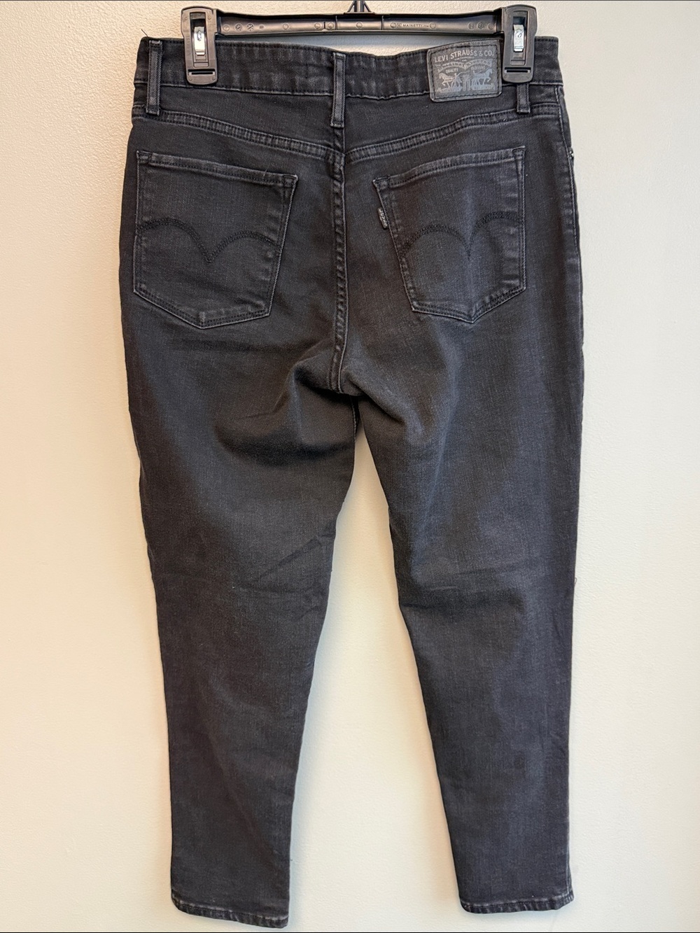 Levi's 711 Skinny Jeans Women's 29 Black Mid Rise Stretch Denim Ankle Crop - Picture 5 of 6